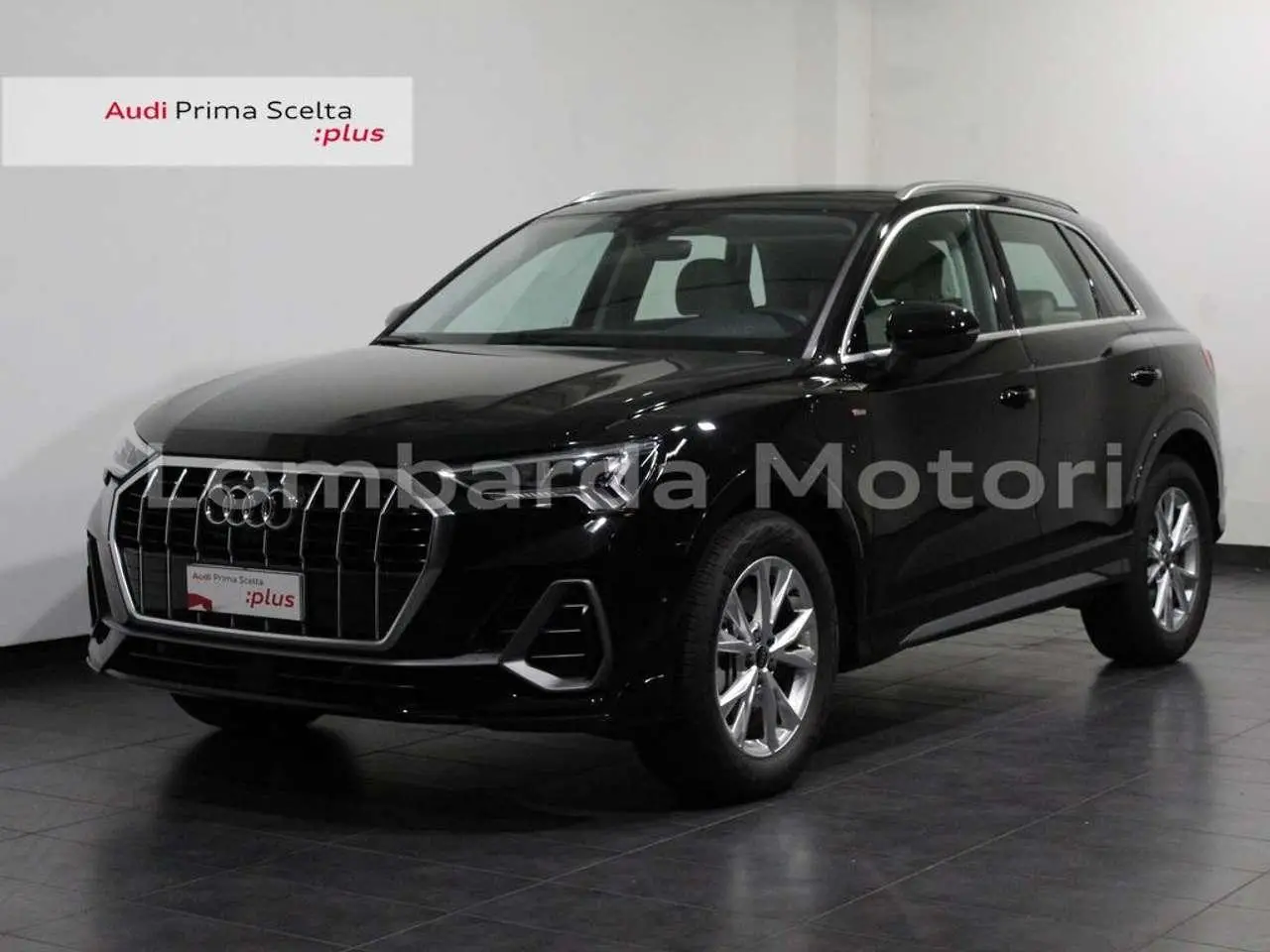 Photo 1 : Audi Q3 2023 Hybride