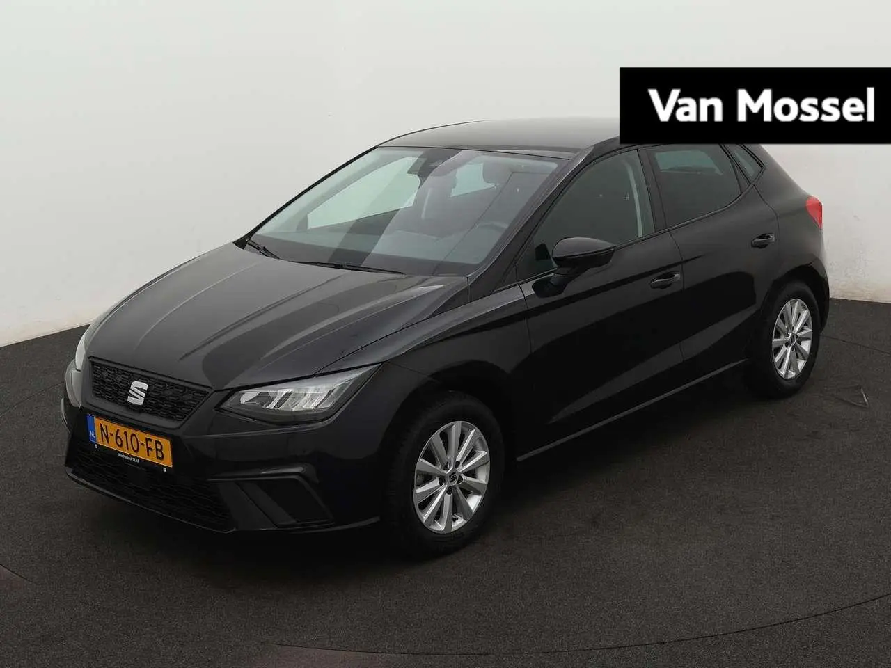 Photo 1 : Seat Ibiza 2021 Petrol