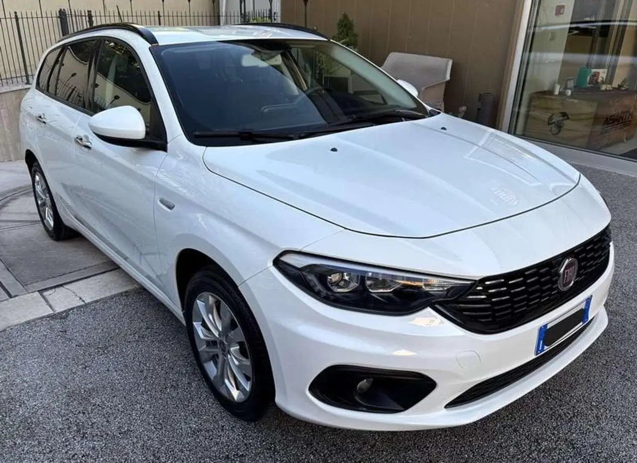 Photo 1 : Fiat Tipo 2020 Essence