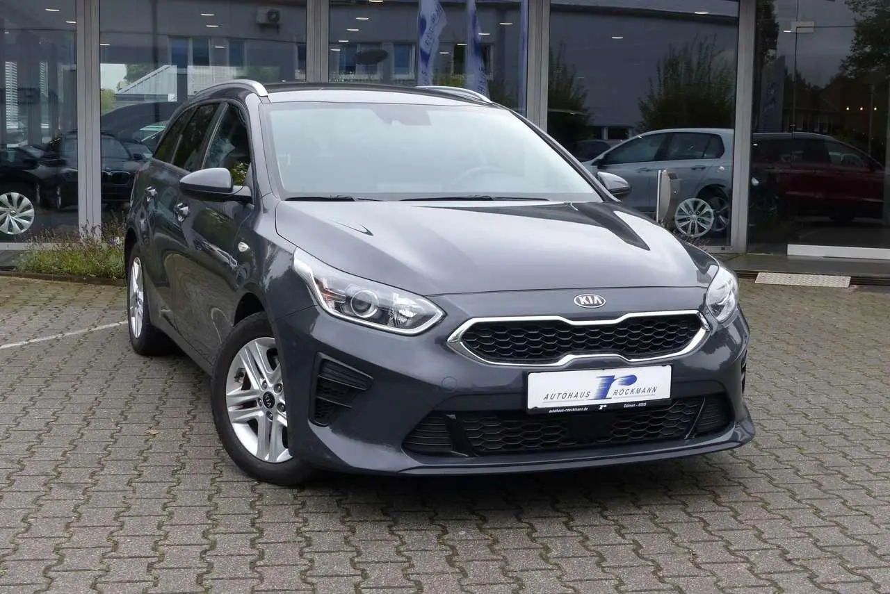 Photo 1 : Kia Ceed 2021 Essence