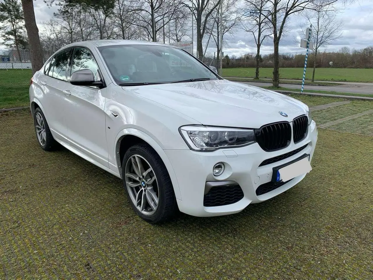 Photo 1 : Bmw X4 2016 Petrol