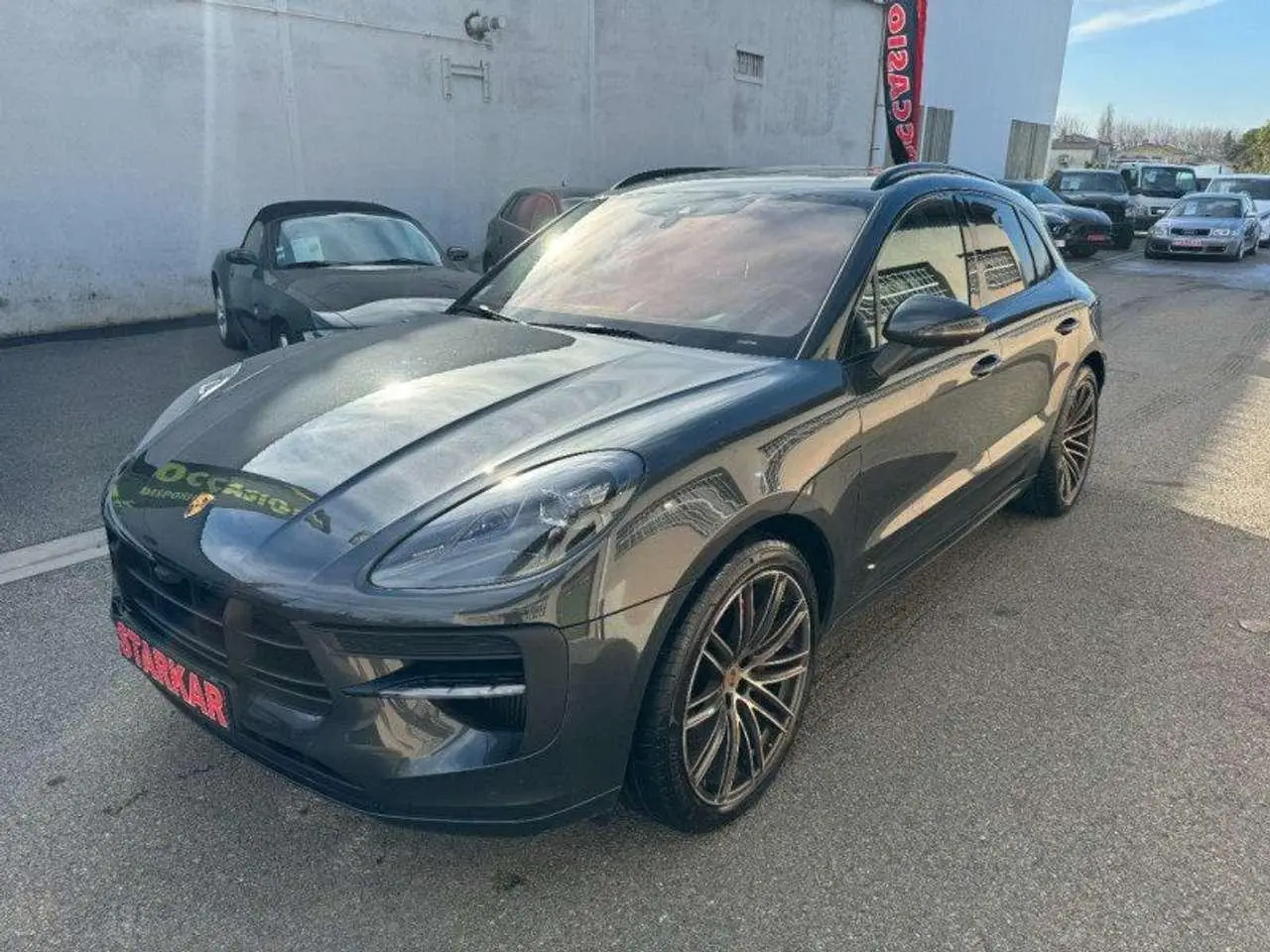 Photo 1 : Porsche Macan 2021 Essence