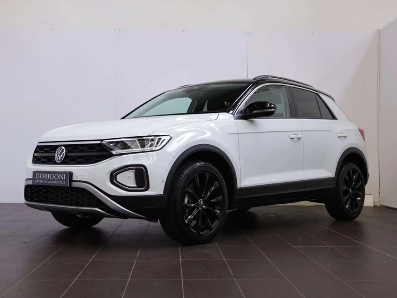 Photo 1 : Volkswagen T-roc 2024 Petrol