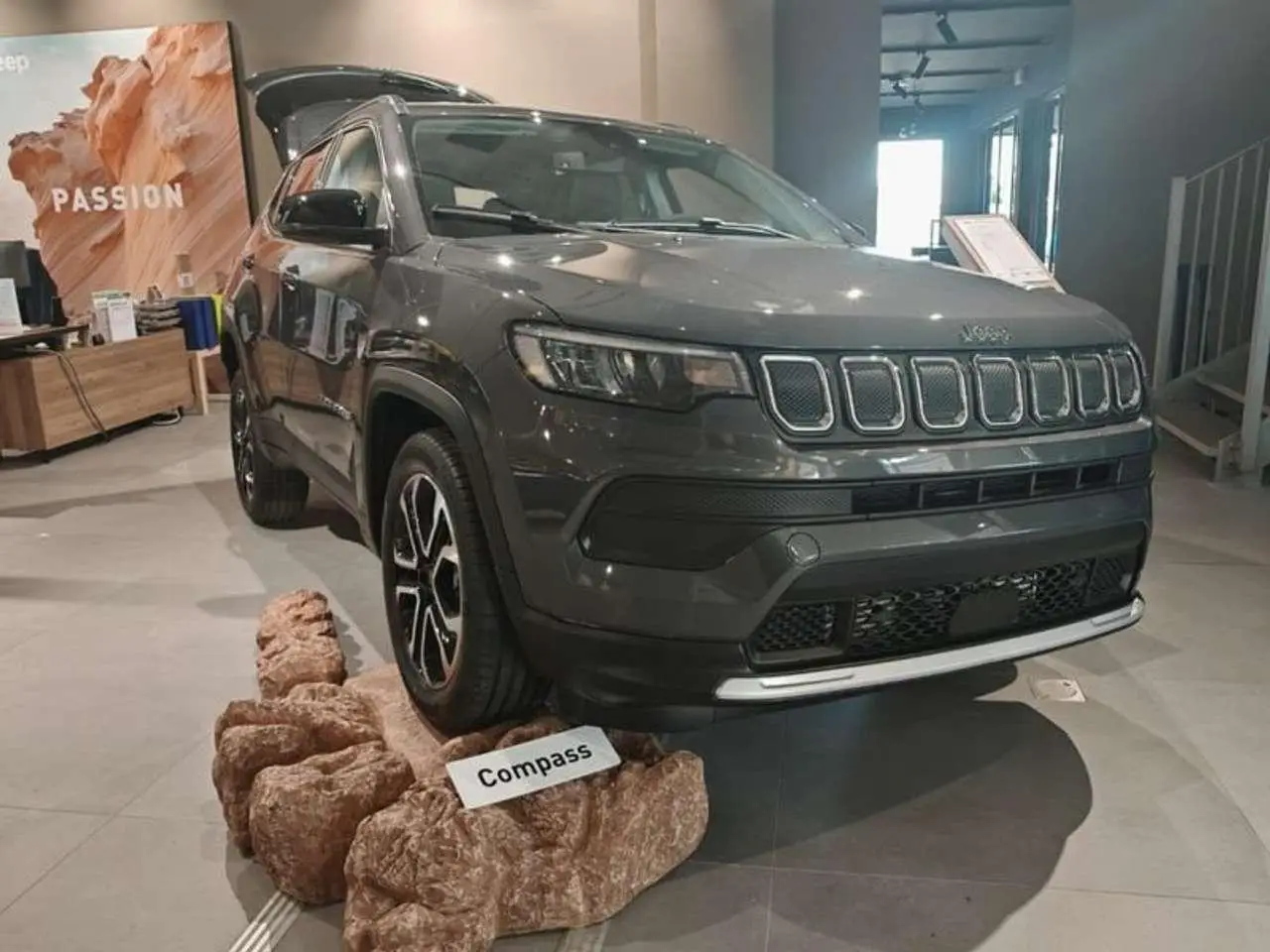 Photo 1 : Jeep Compass 2023 Diesel