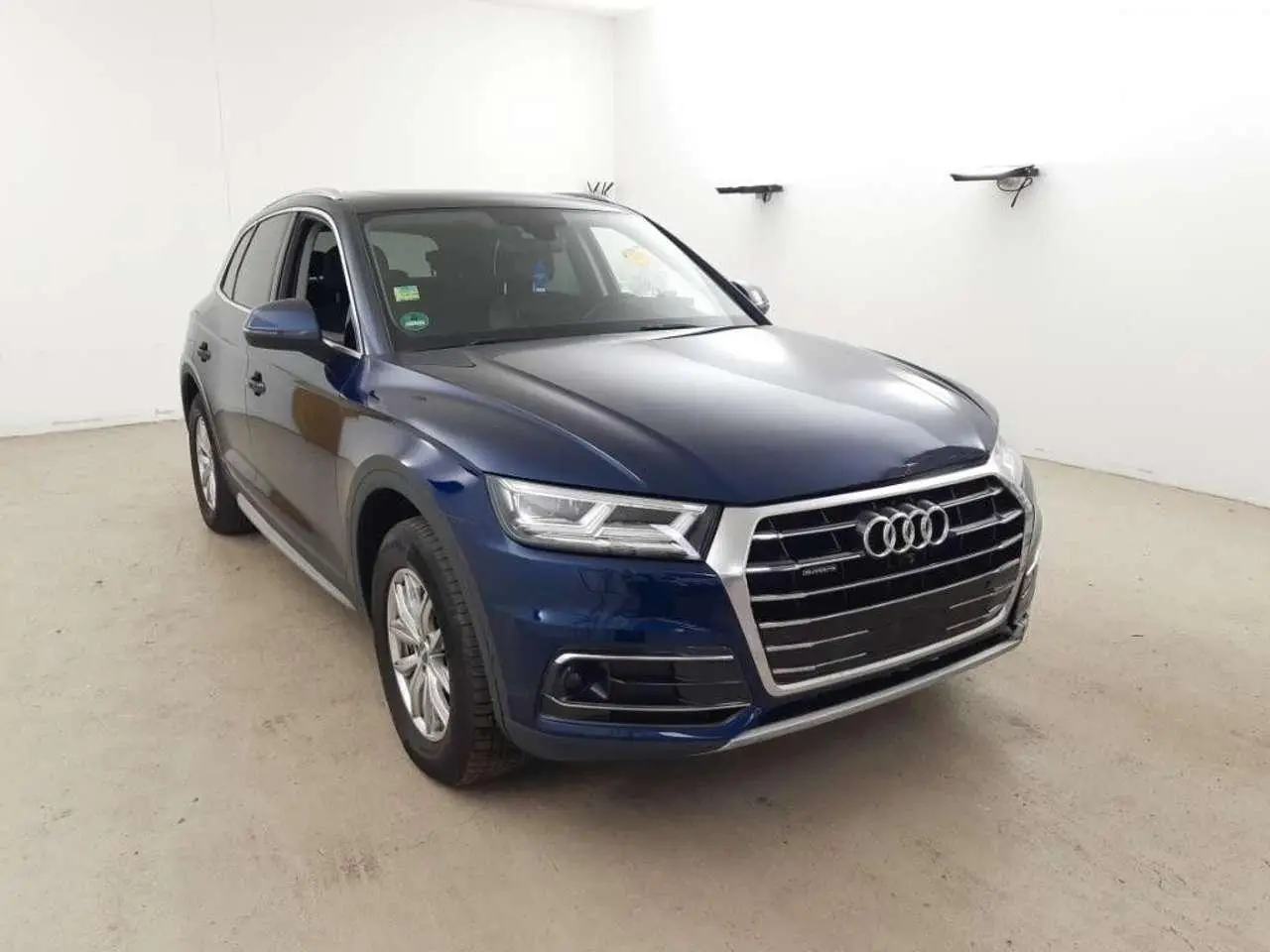 Photo 1 : Audi Q5 2017 Petrol