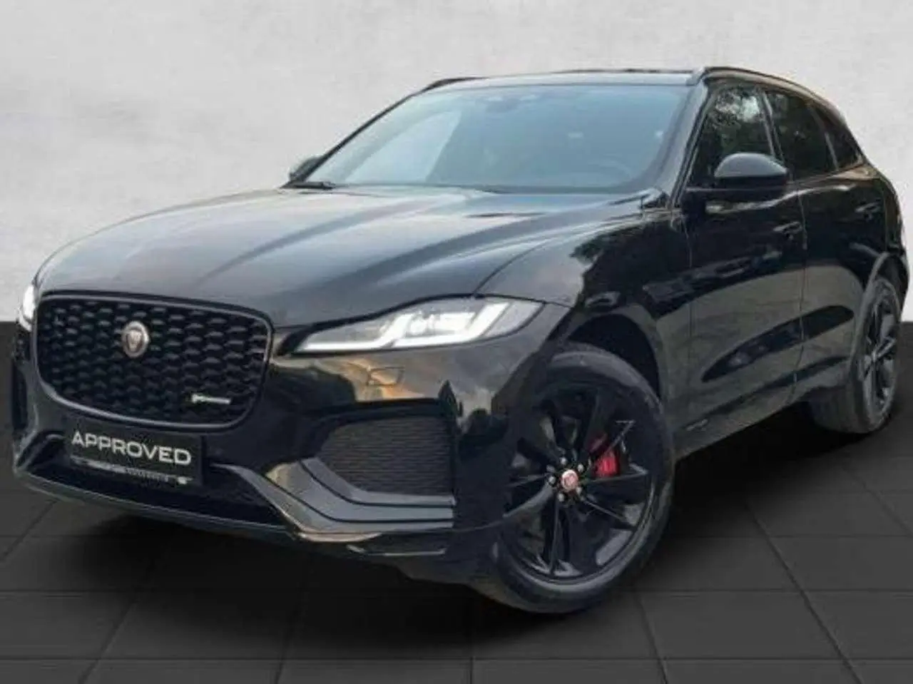 Photo 1 : Jaguar F-pace 2022 Hybrid