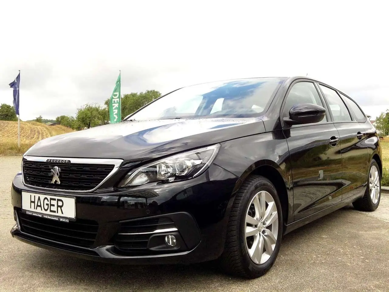 Photo 1 : Peugeot 308 2020 Essence