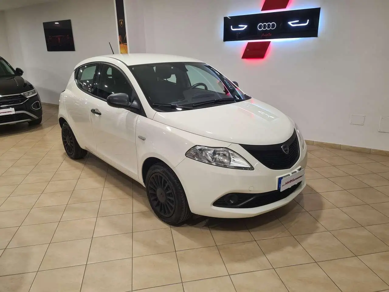 Photo 1 : Lancia Ypsilon 2021 Hybrid