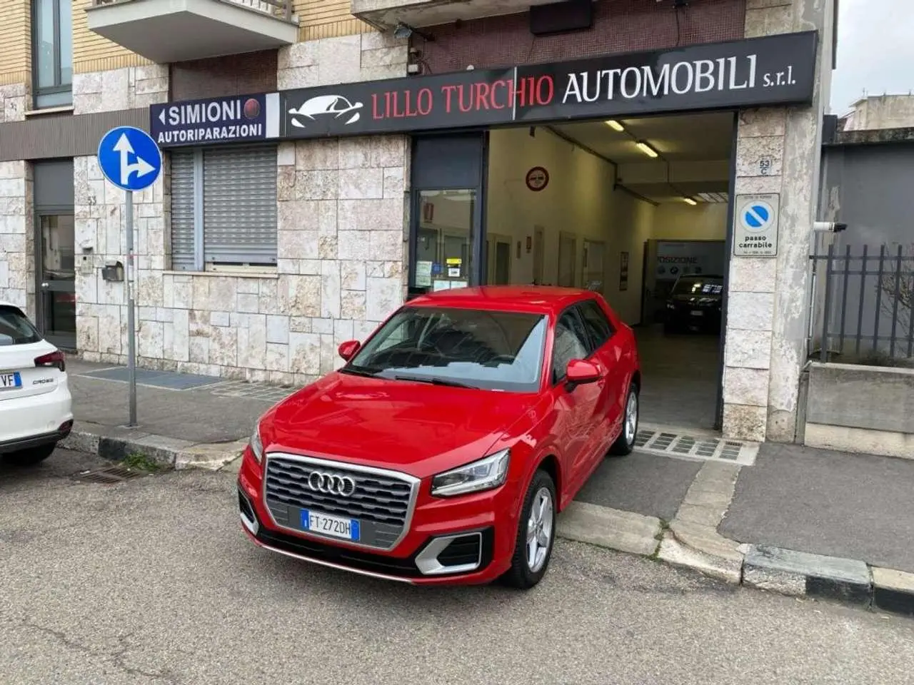 Photo 1 : Audi Q2 2018 Petrol