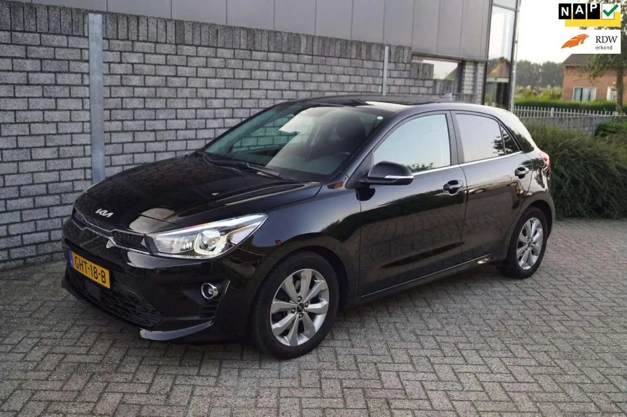 Photo 1 : Kia Rio 2021 Petrol