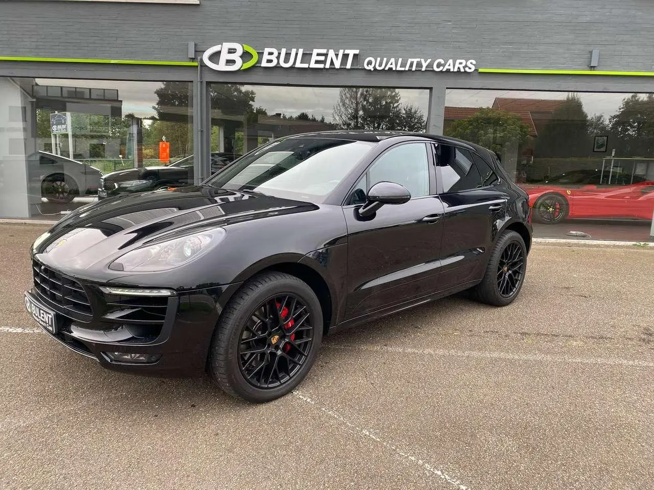 Photo 1 : Porsche Macan 2018 Essence