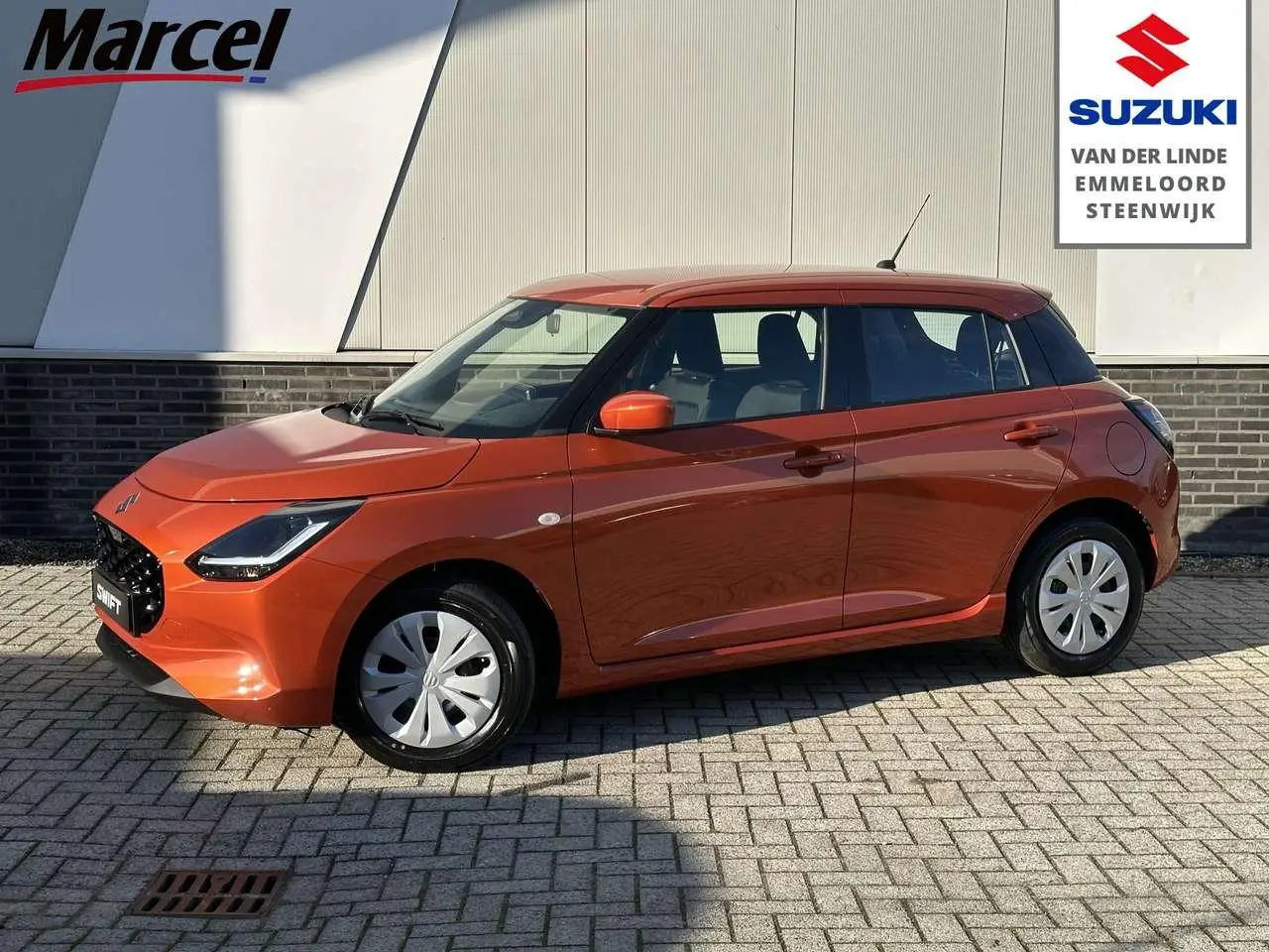 Photo 1 : Suzuki Swift 2024 Essence