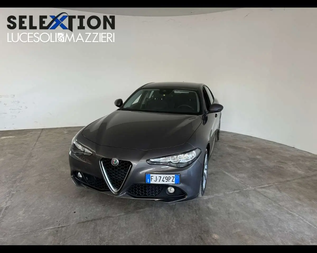 Photo 1 : Alfa Romeo Giulia 2017 Diesel