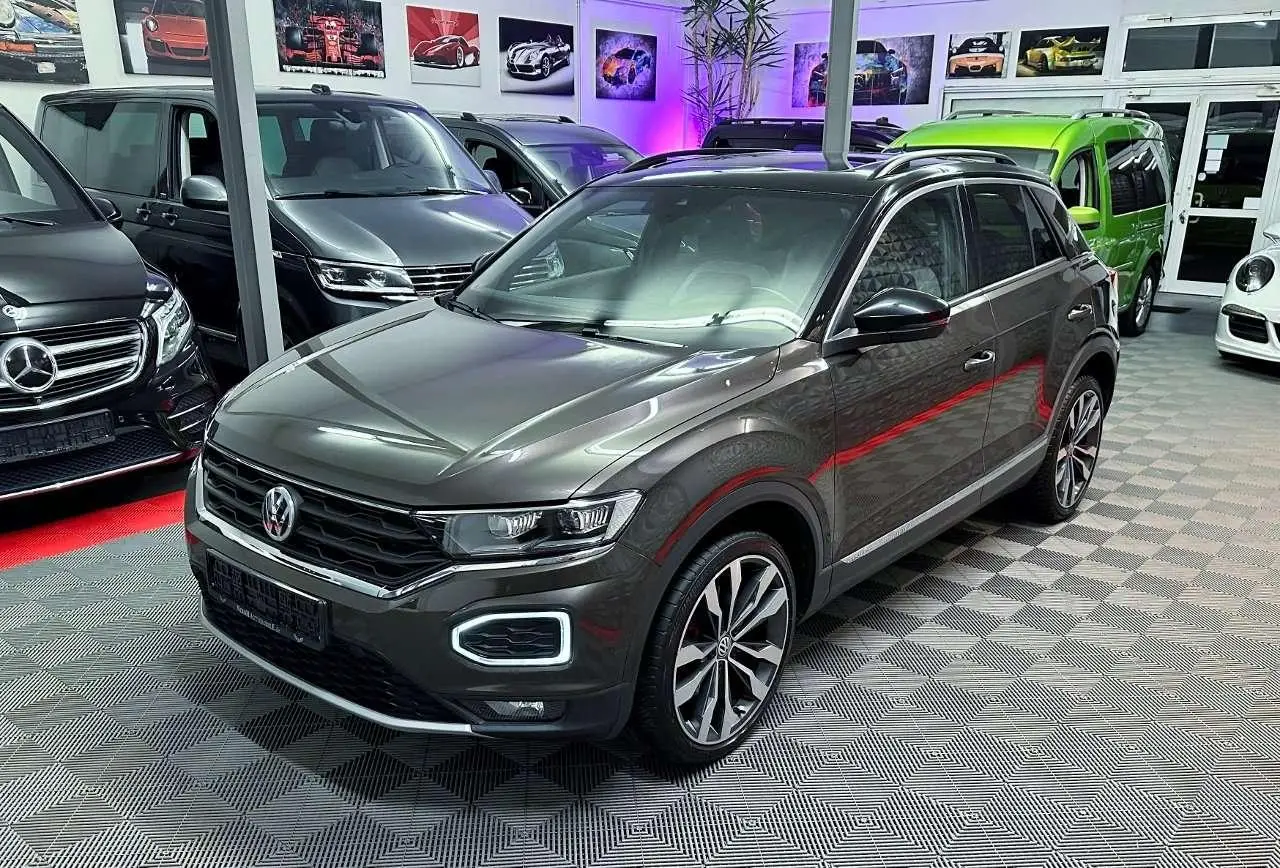 Photo 1 : Volkswagen T-roc 2018 Essence