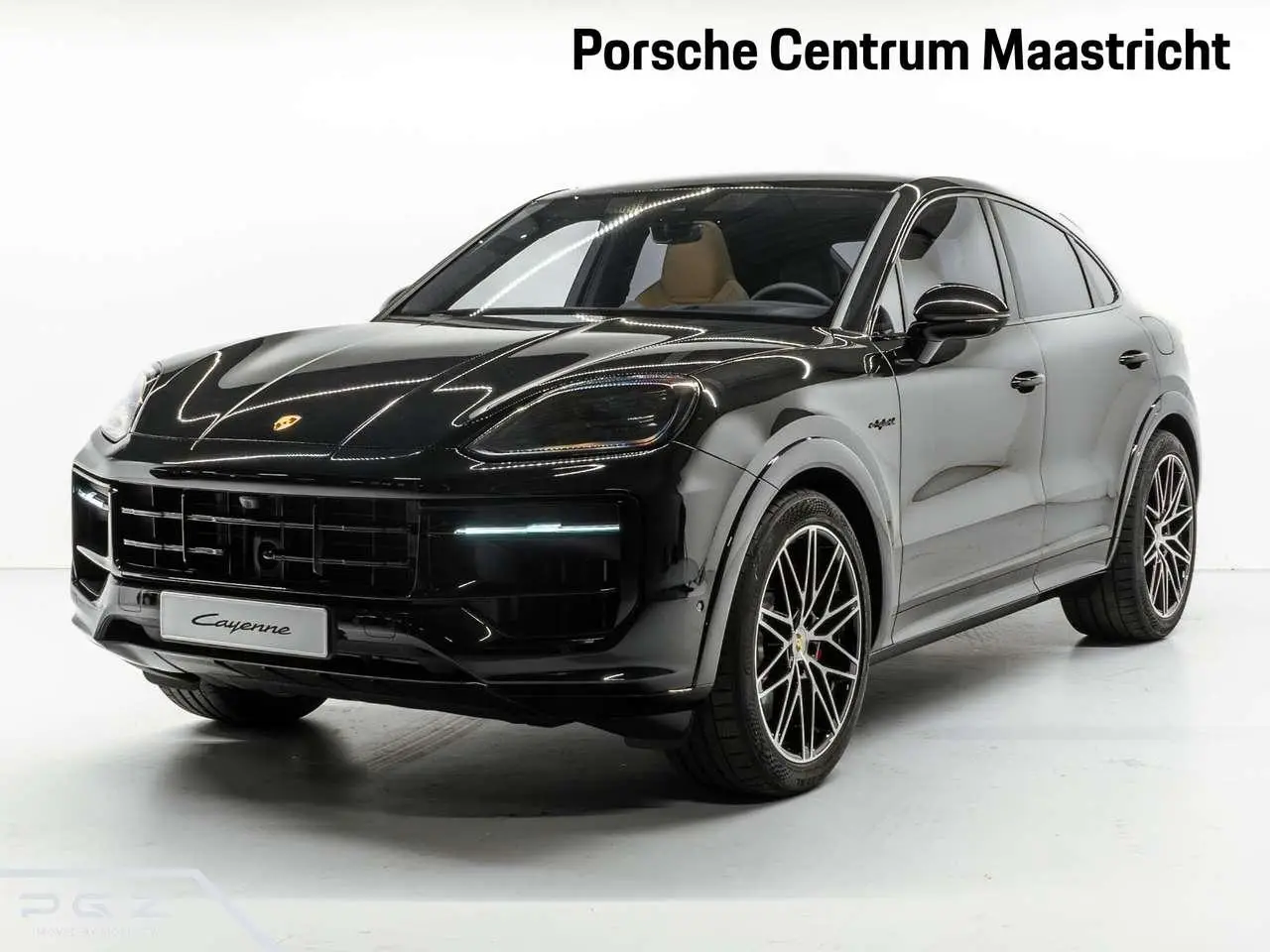 Photo 1 : Porsche Cayenne 2024 Hybride