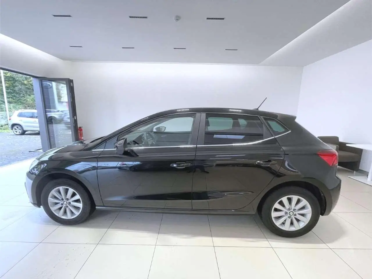 Photo 1 : Seat Ibiza 2018 Diesel