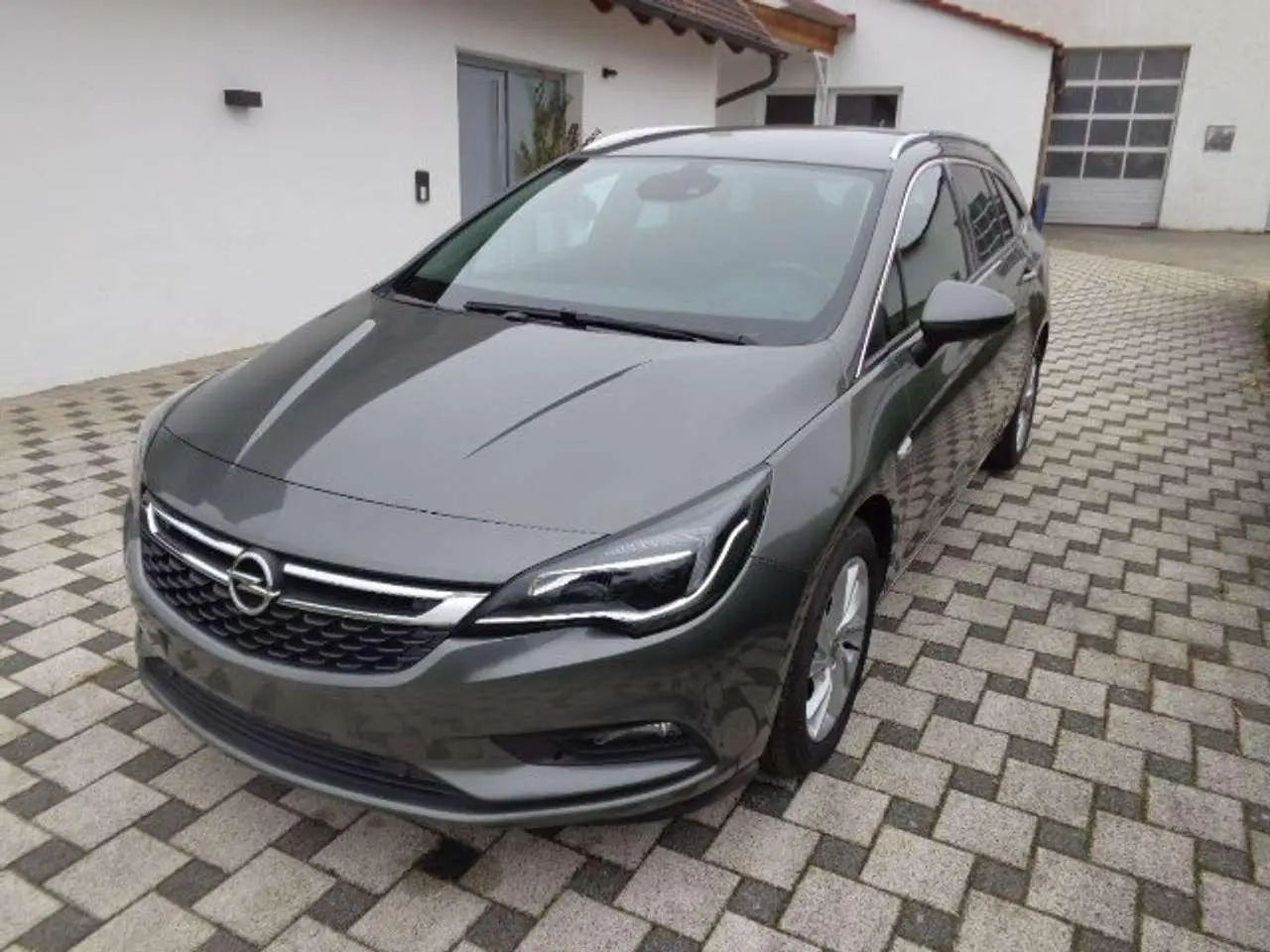 Photo 1 : Opel Astra 2019 Diesel