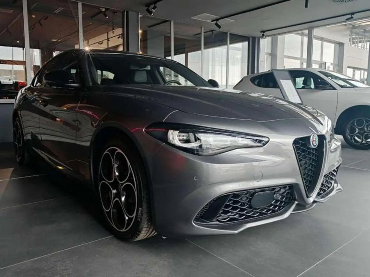 Photo 1 : Alfa Romeo Giulia 2024 Diesel