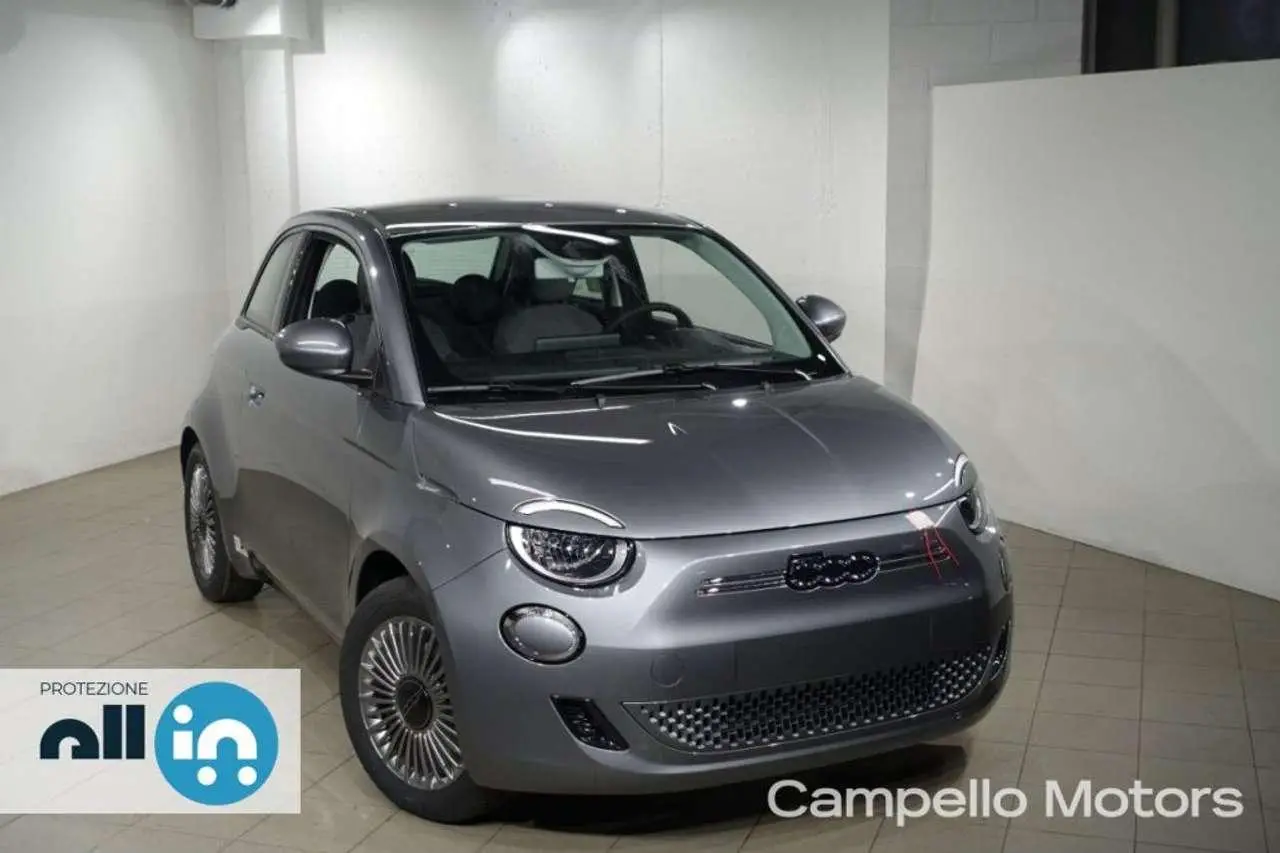 Photo 1 : Fiat 500 2023 Electric