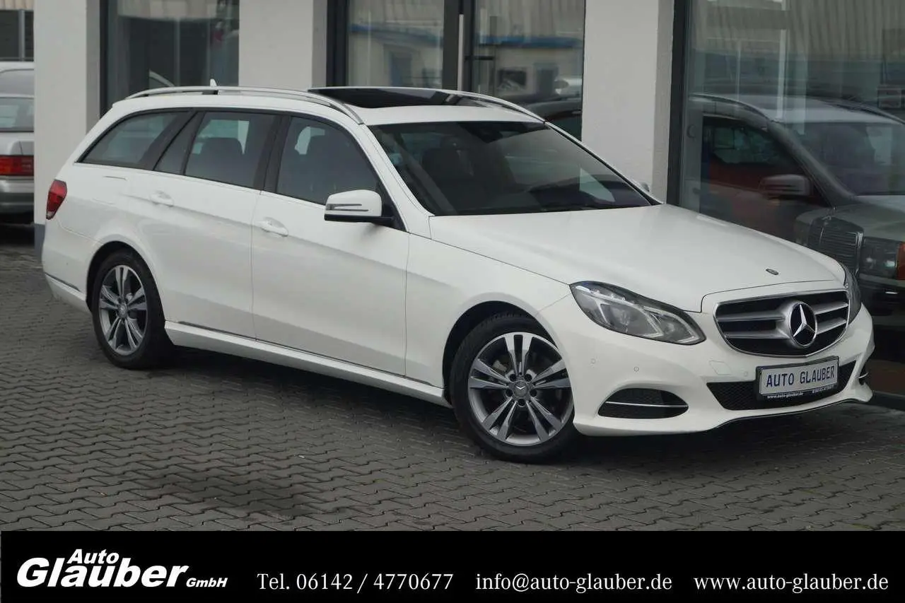 Photo 1 : Mercedes-benz Classe E 2015 Petrol