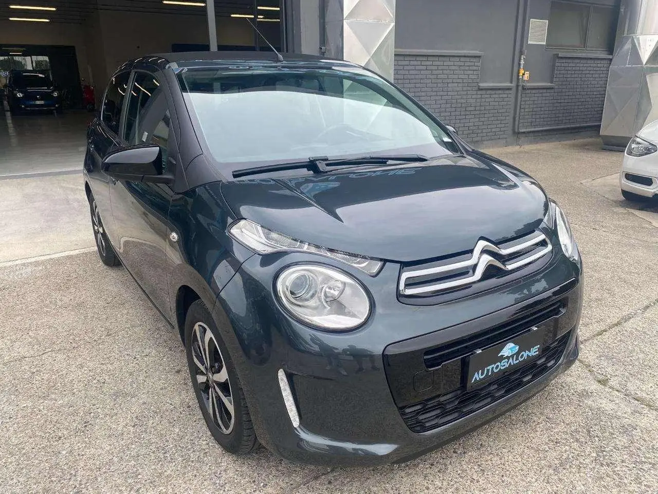 Photo 1 : Citroen C1 2016 Petrol