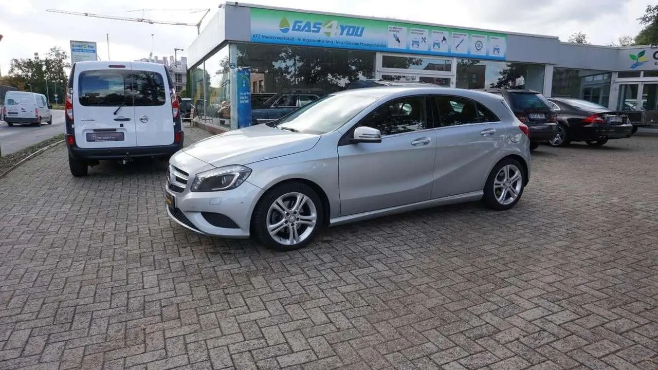 Photo 1 : Mercedes-benz Classe A 2015 Petrol