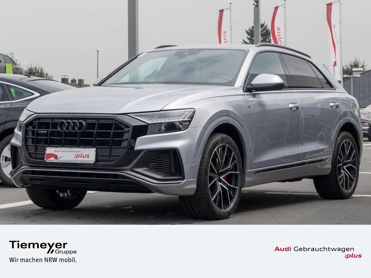 Photo 1 : Audi Q8 2021 Hybride