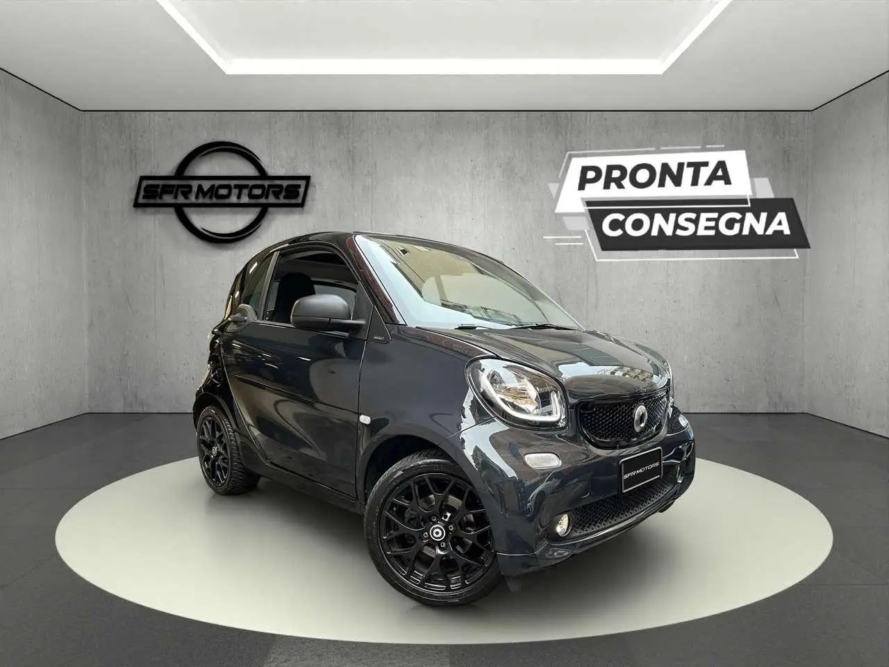 Photo 1 : Smart Fortwo 2017 Petrol