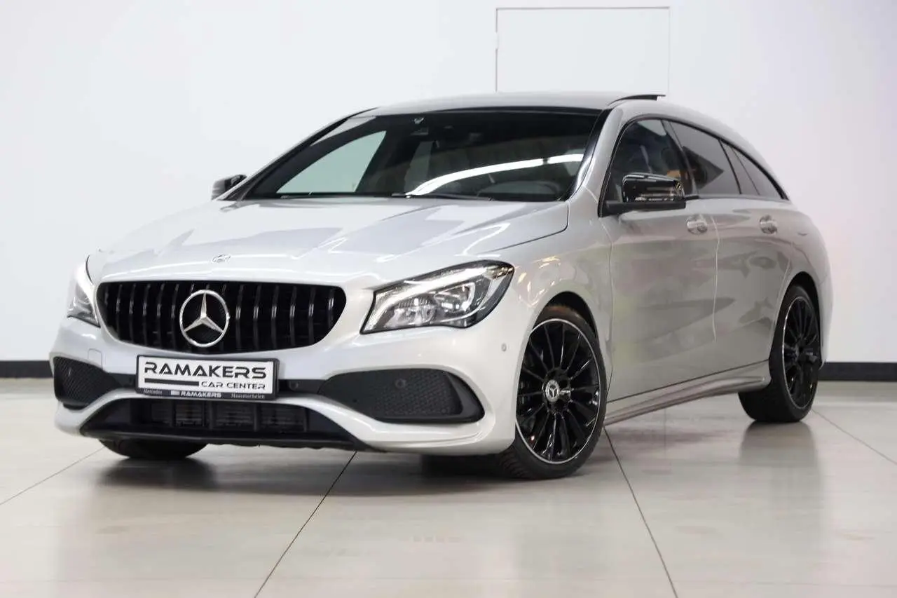 Photo 1 : Mercedes-benz Classe Cla 2018 Petrol