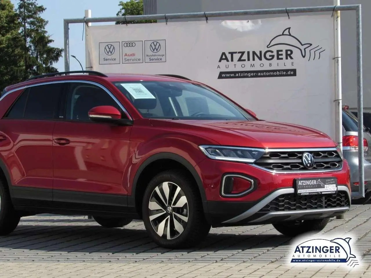 Photo 1 : Volkswagen T-roc 2023 Essence