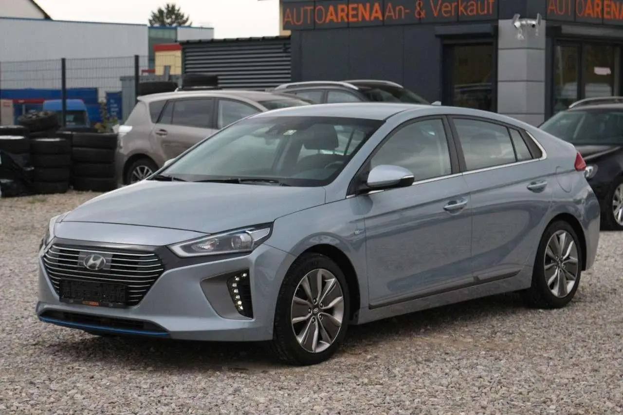 Photo 1 : Hyundai Ioniq 2017 Hybride