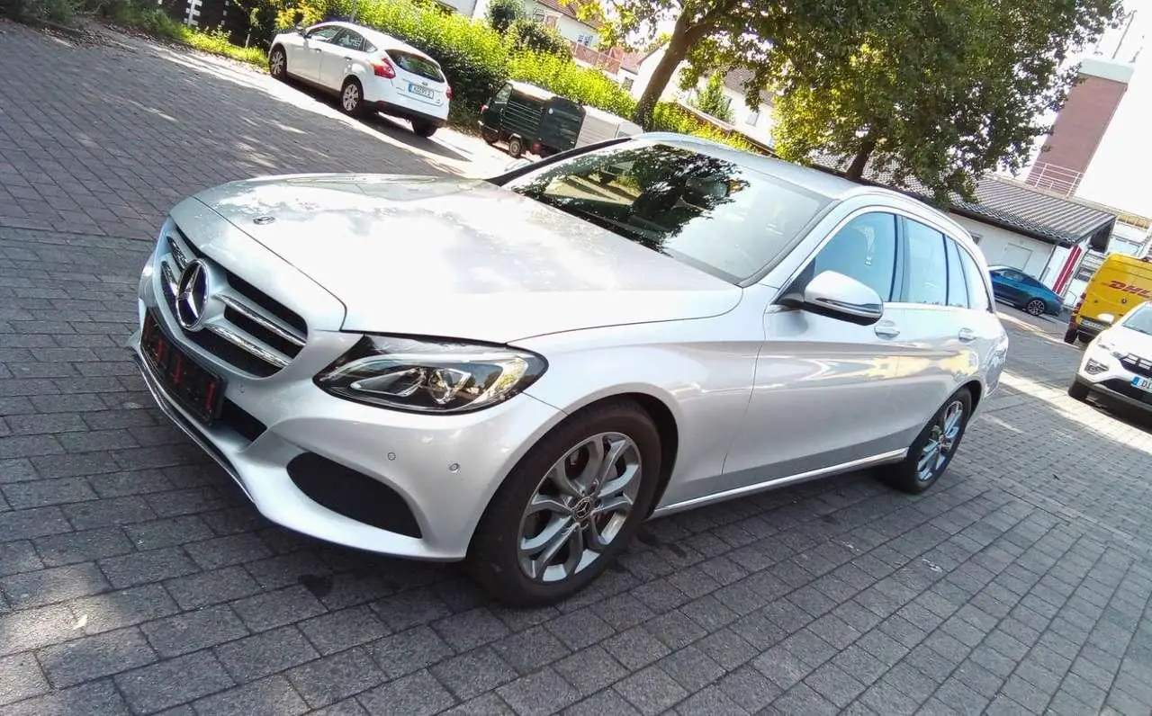 Photo 1 : Mercedes-benz Classe C 2018 Essence