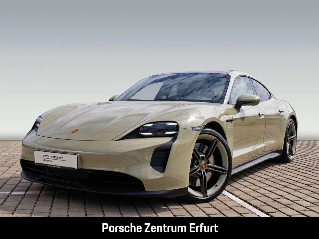 Photo 1 : Porsche Taycan 2023 Electric