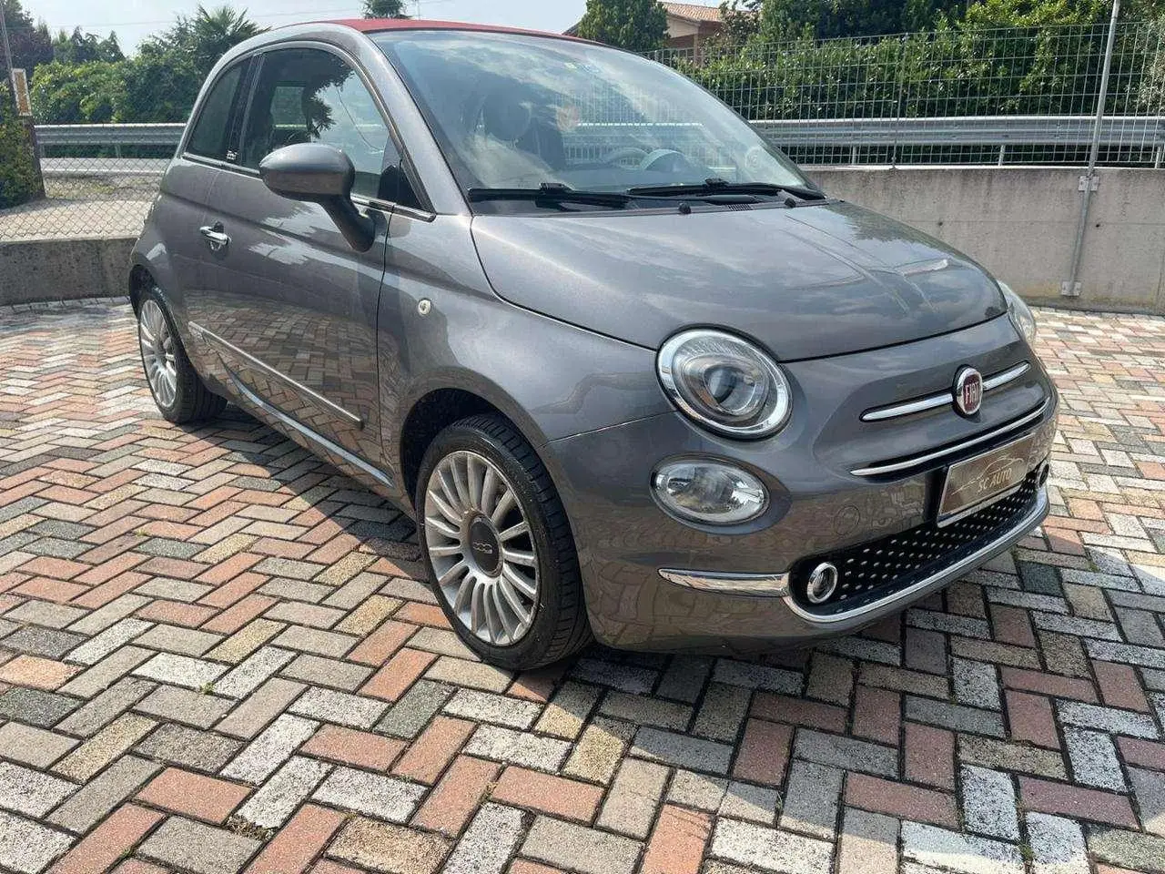 Photo 1 : Fiat 500c 2018 Essence