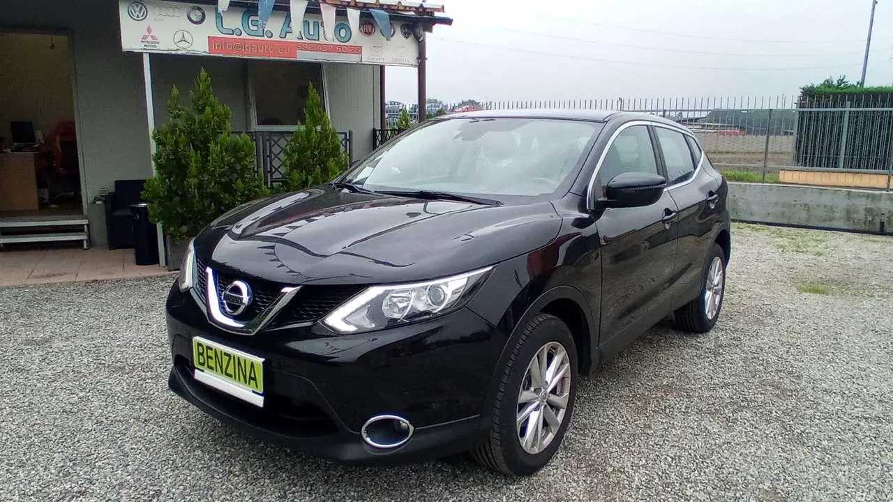 Photo 1 : Nissan Qashqai 2017 Essence