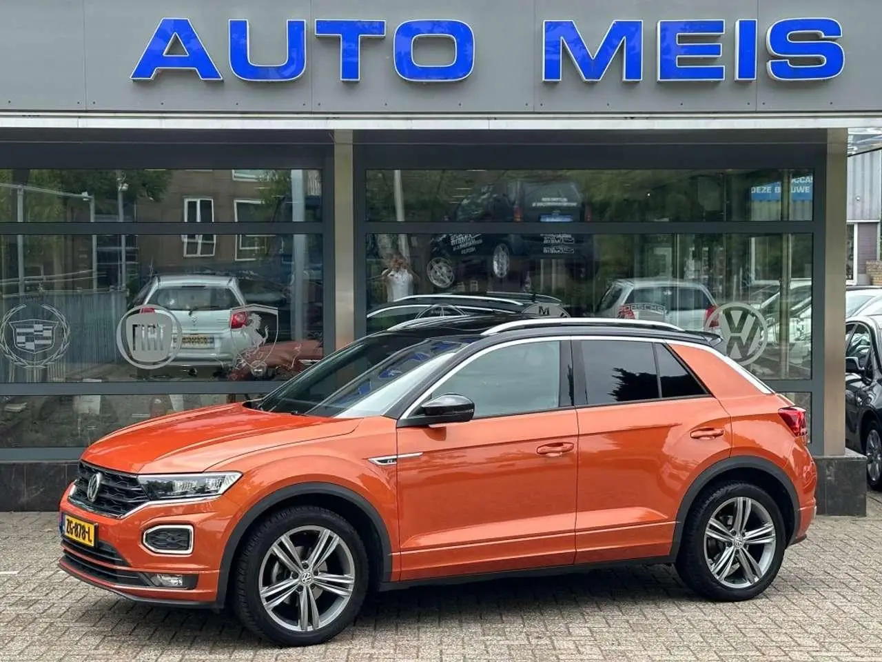 Photo 1 : Volkswagen T-roc 2019 Petrol