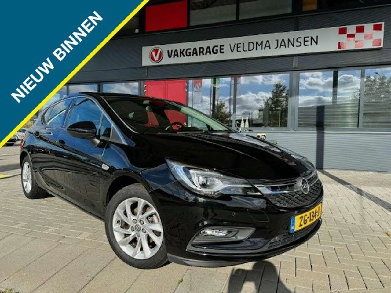 Photo 1 : Opel Astra 2019 Essence