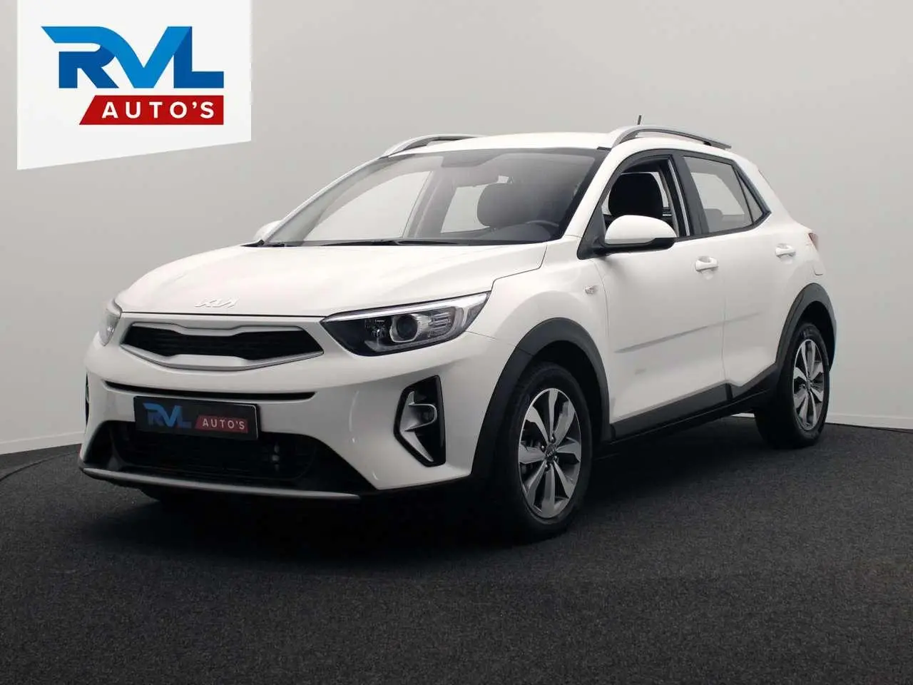 Photo 1 : Kia Stonic 2022 Essence