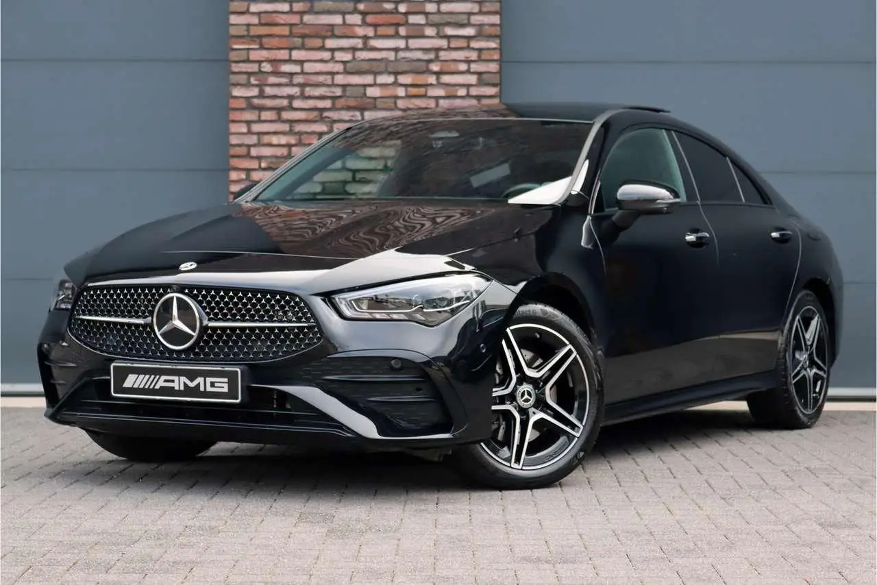 Photo 1 : Mercedes-benz Classe Cla 2023 Hybride