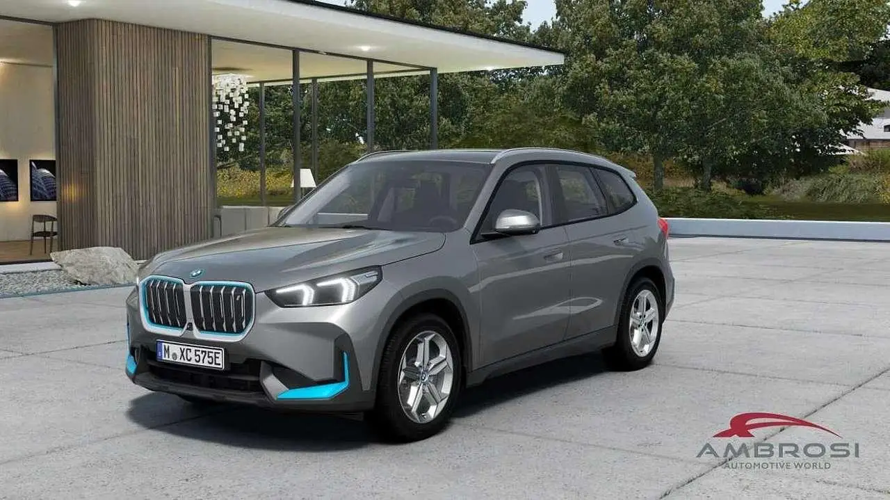 Photo 1 : Bmw Ix1 2024 Electric