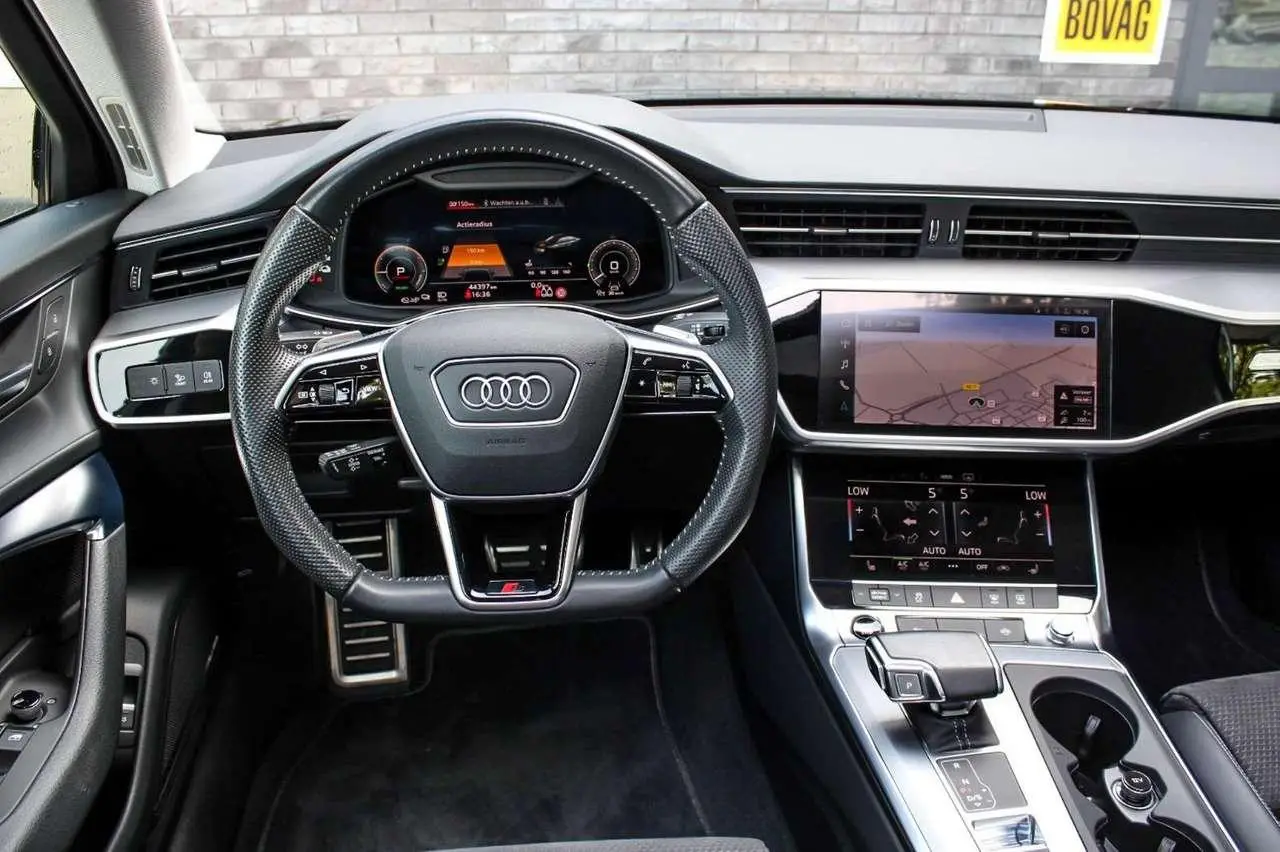 Photo 1 : Audi A6 2020 Hybride