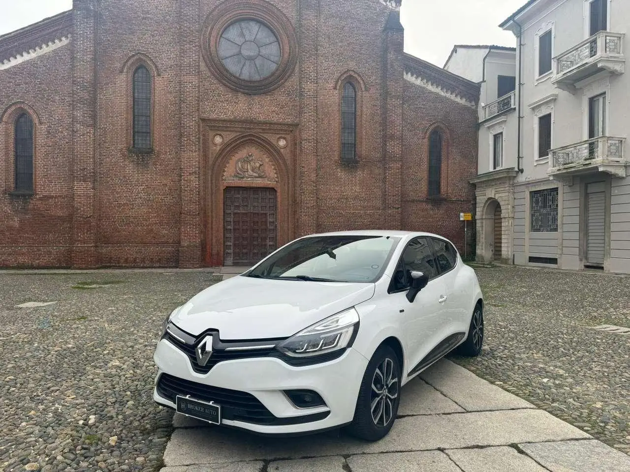 Photo 1 : Renault Clio 2018 Petrol