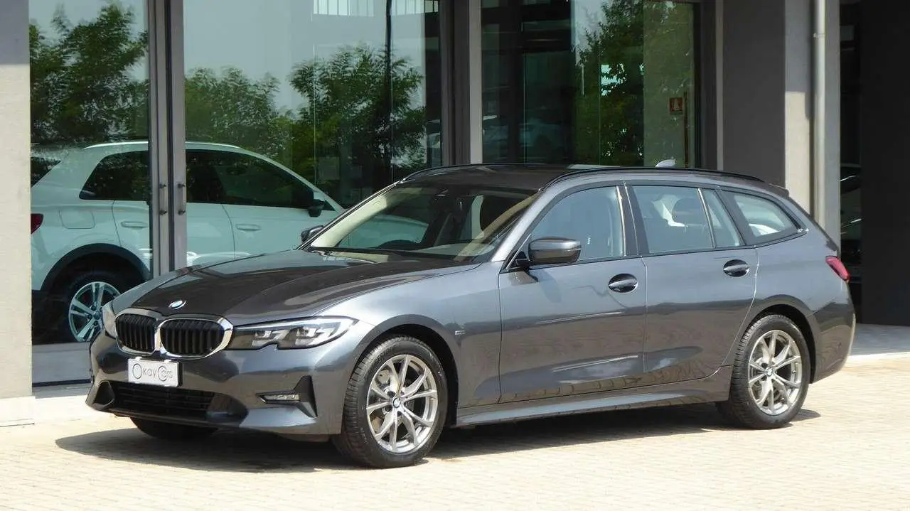 Photo 1 : Bmw Serie 3 2020 Hybrid