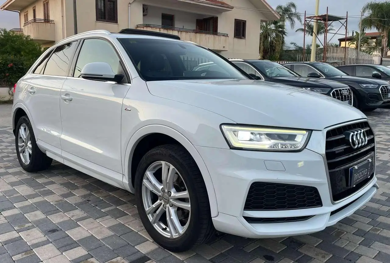 Photo 1 : Audi Q3 2018 Diesel