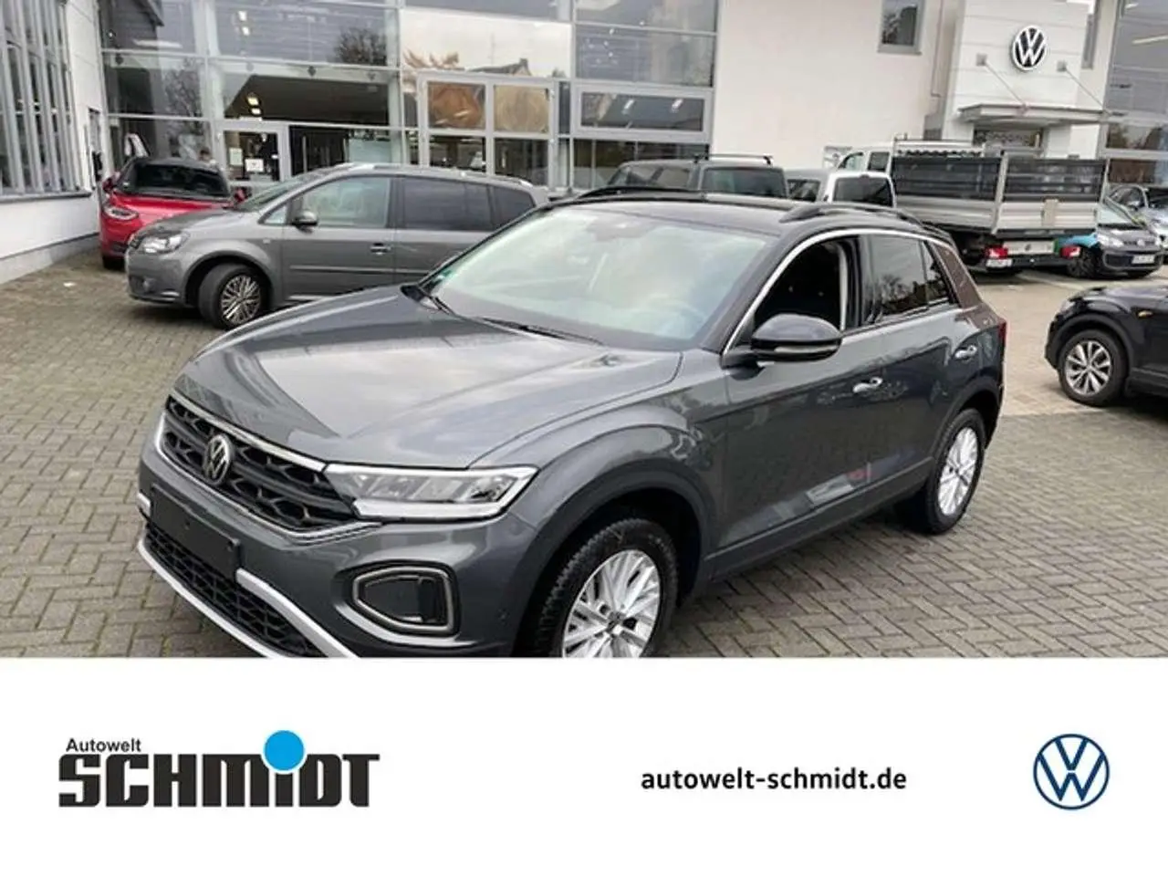 Photo 1 : Volkswagen T-roc 2023 Essence