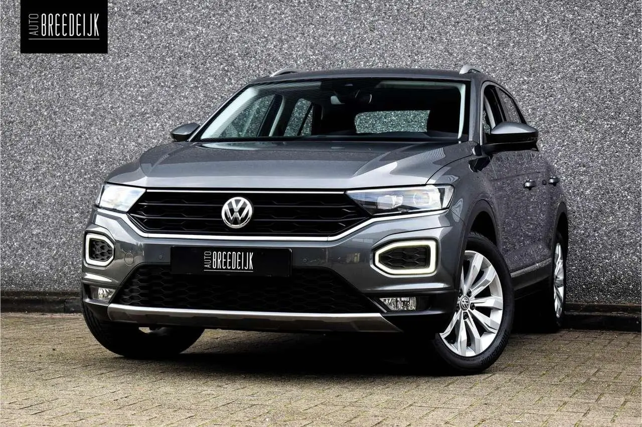 Photo 1 : Volkswagen T-roc 2020 Essence