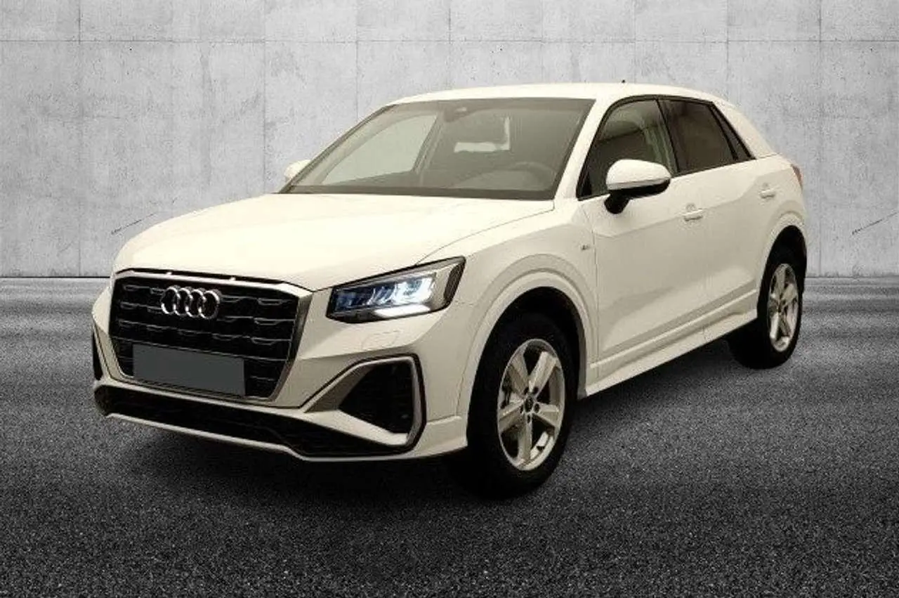 Photo 1 : Audi Q2 2023 Diesel