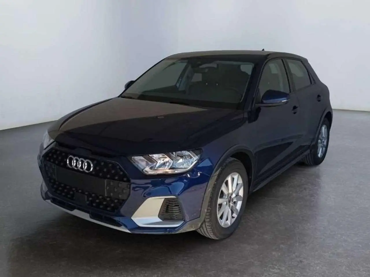 Photo 1 : Audi A1 2023 Essence