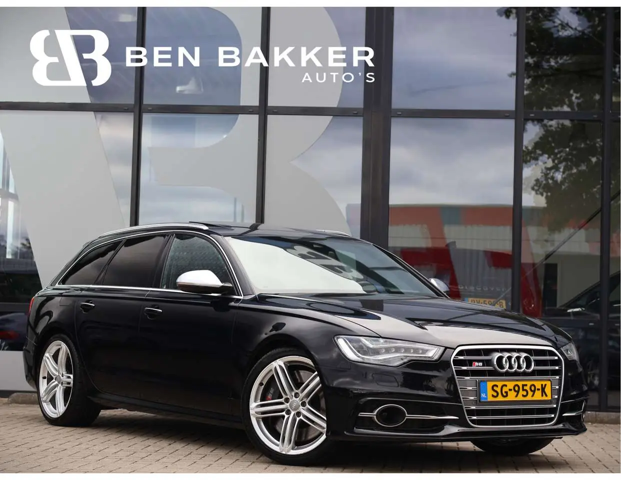 Photo 1 : Audi S6 2014 Petrol