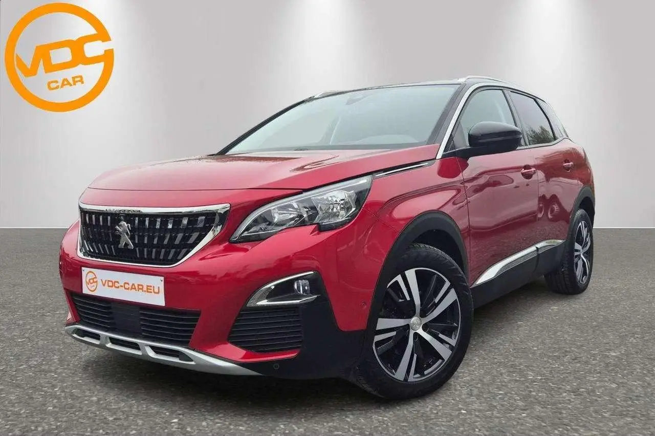 Photo 1 : Peugeot 3008 2019 Essence